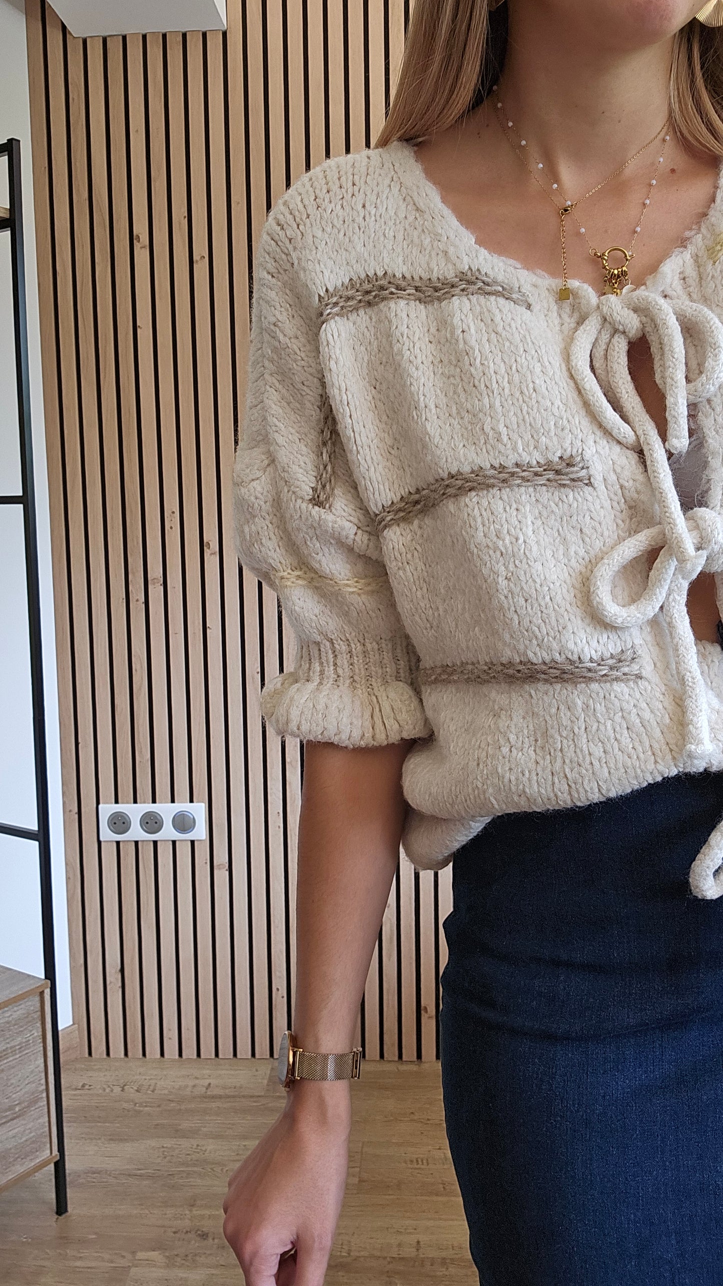 Pull beige à noeuds GAIA